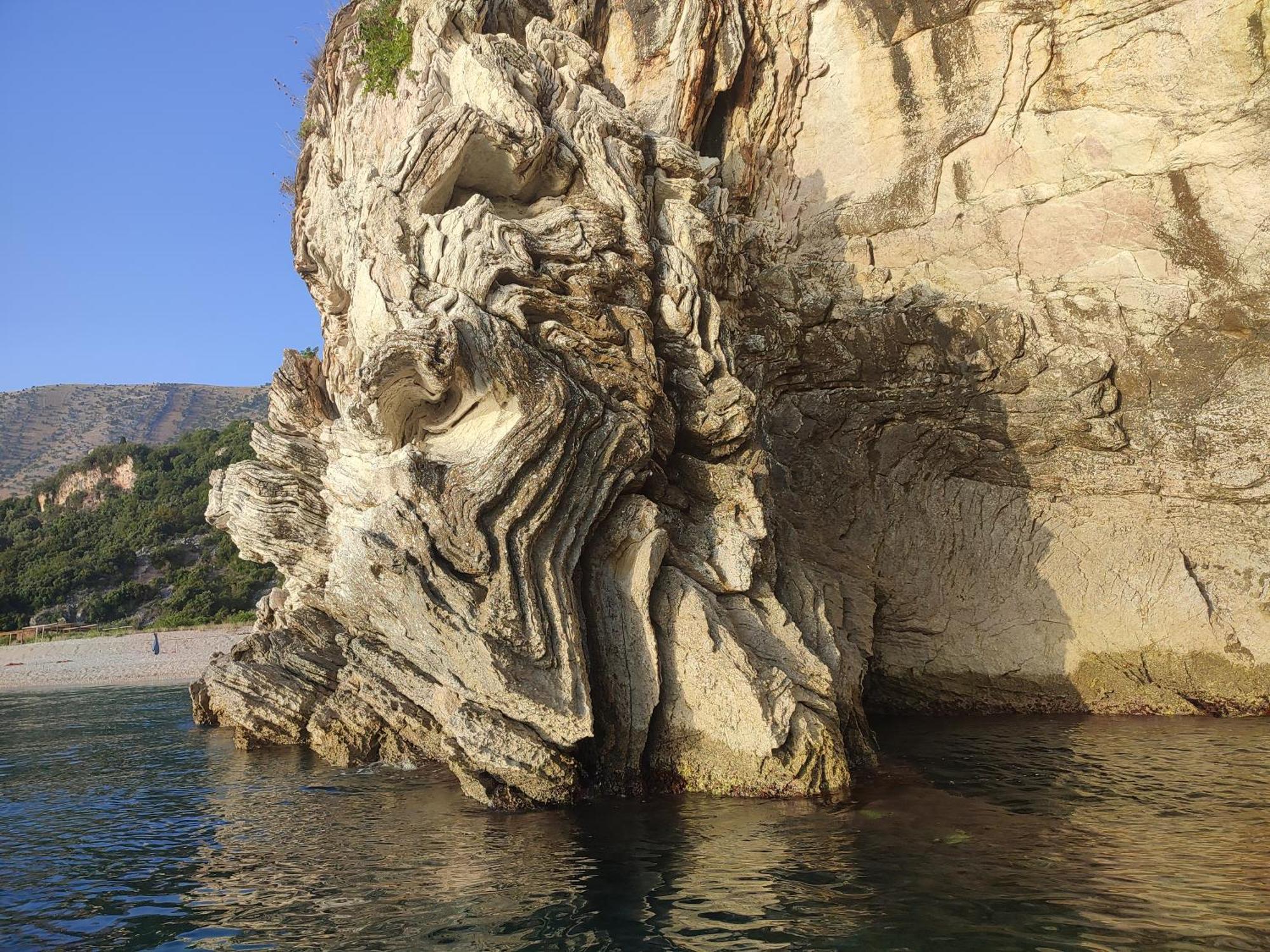 Lost Paradise Eco Camping Himare Exterior foto